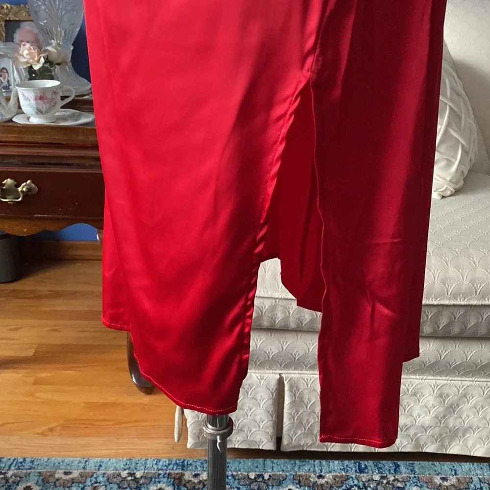 ❤️🤍💙 Red Bias cut slip dress - Picture 6 of 7